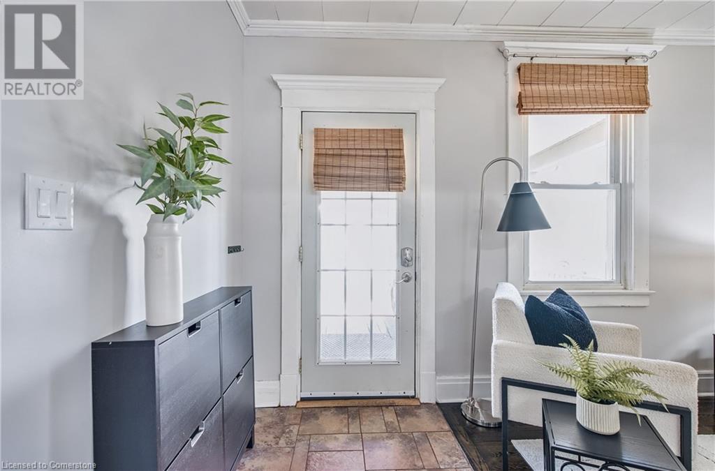 4 RAVINE Road