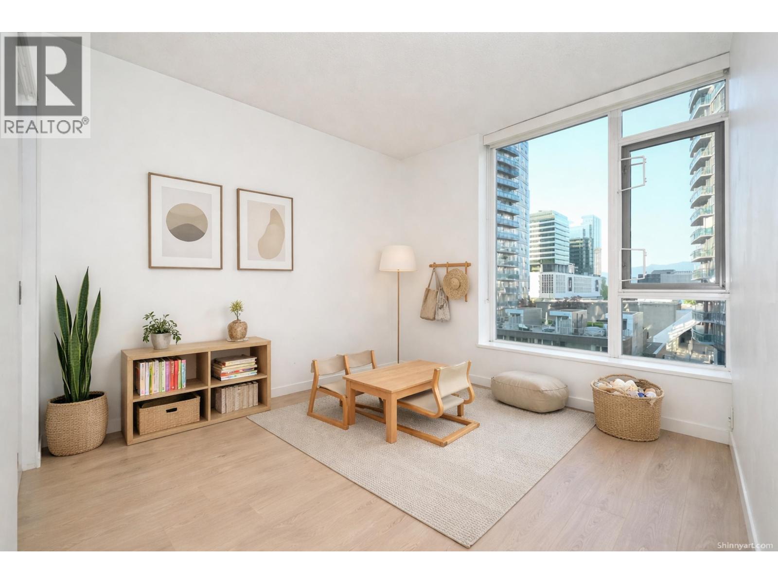 802 821 CAMBIE STREET