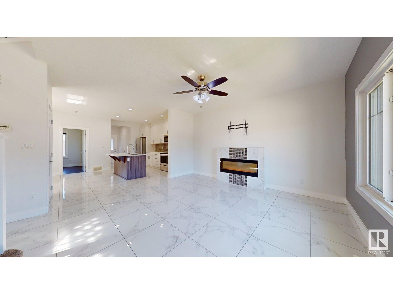 1210 163 ST SW
