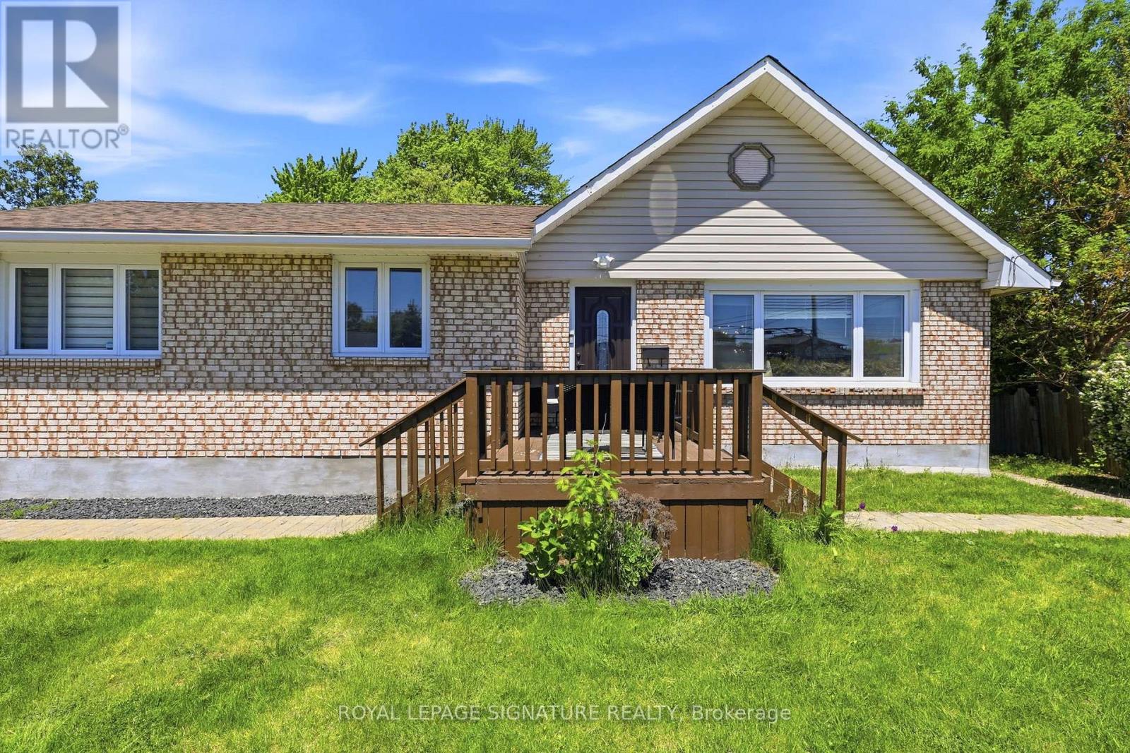 1114 LAKESHORE ROAD