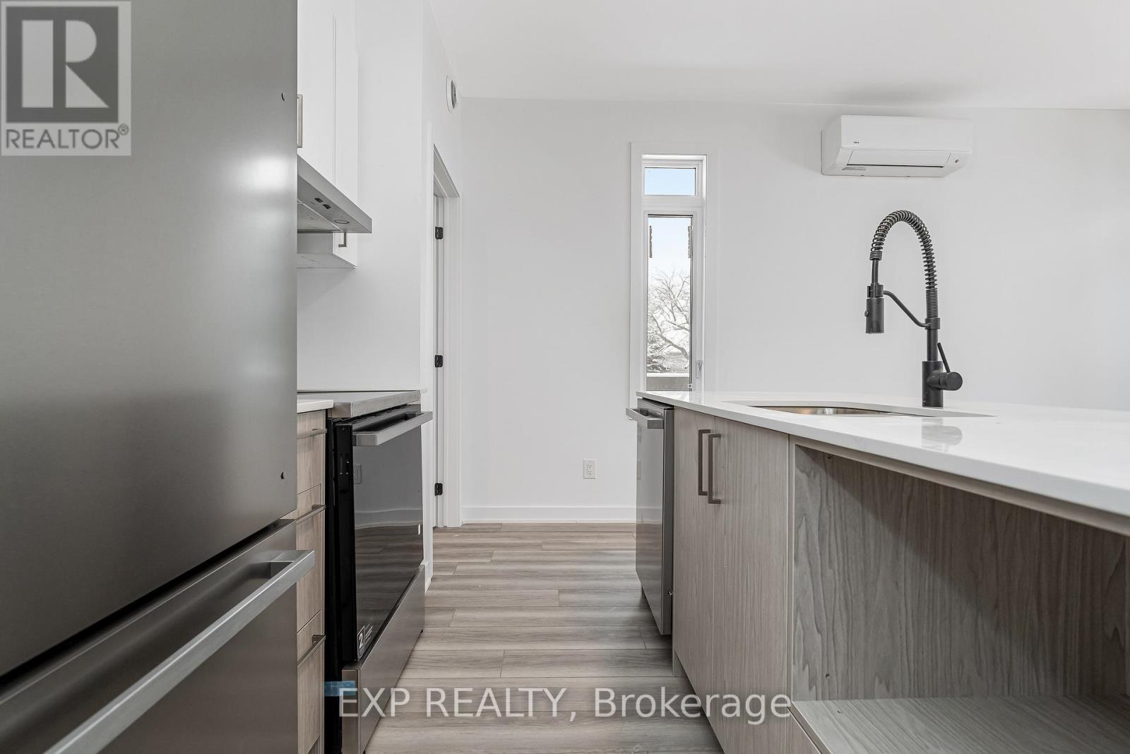 UNIT B - 1369 LOUIS LANE