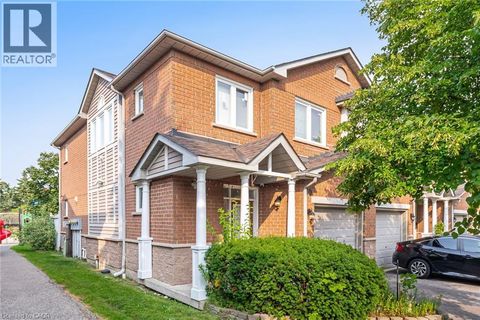 833 SCOLLARD Court Unit# 30 Mississauga ON L5V2B4
