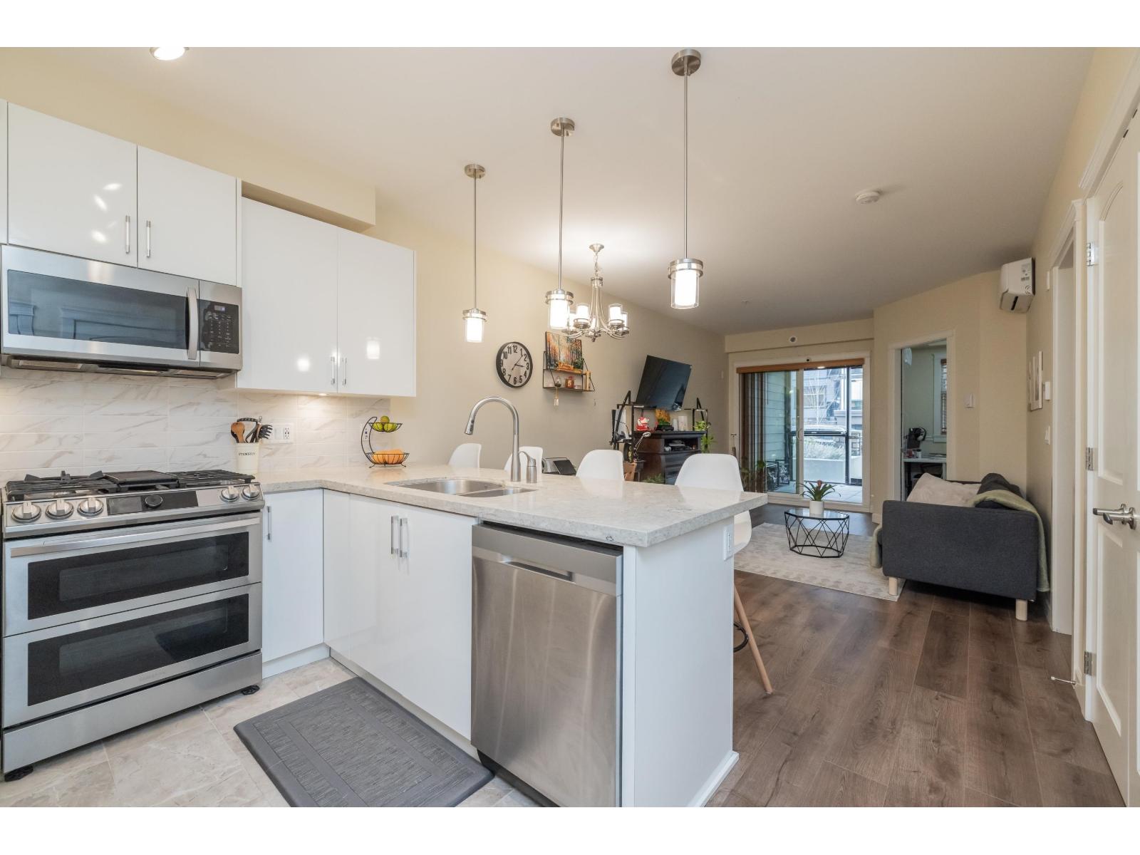 111 8538 203A STREET