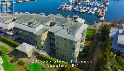 201 566 Stewart Ave Nanaimo BC V9S5T5