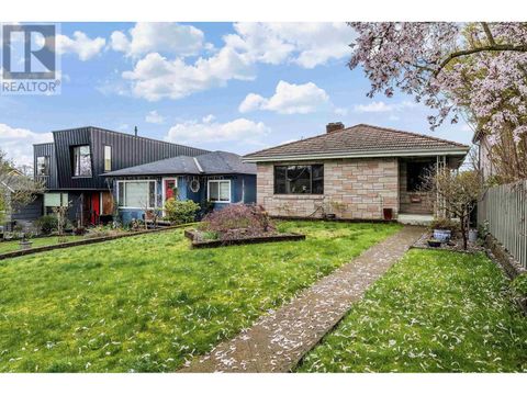 2627 E 5TH AVENUE Vancouver BC V5M1M8