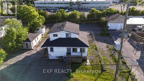 1368 LABRIE AVENUE Ottawa ON K1B3M1