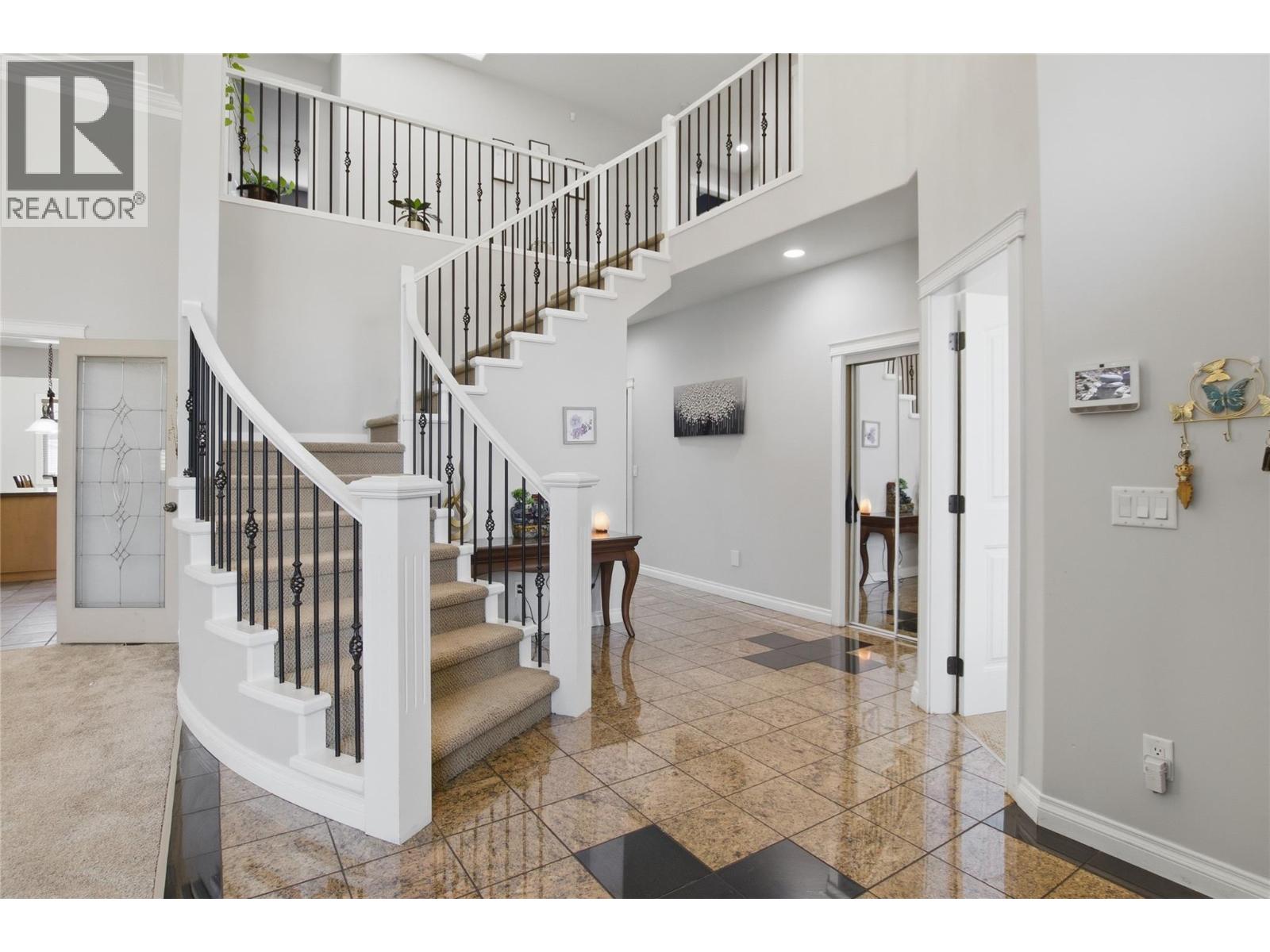 819 Arlington Court