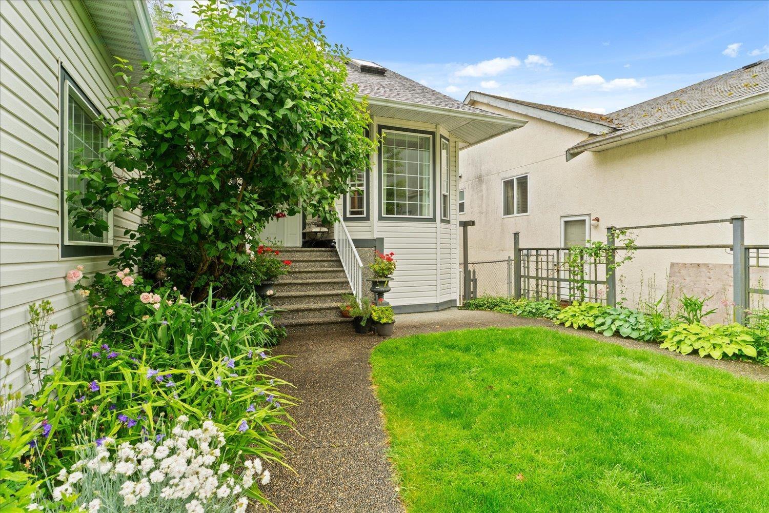 311 MIAMI RIVER DRIVE|Harrison Hot Springs