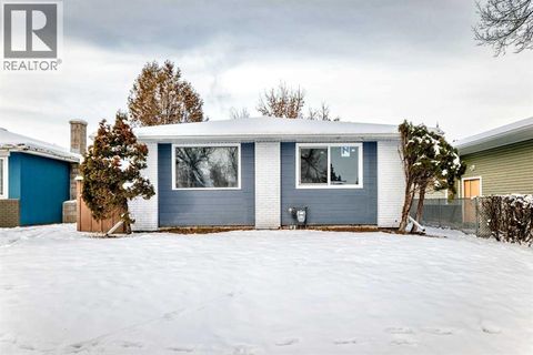 3429 33A Avenue SE Calgary AB T2B0k5