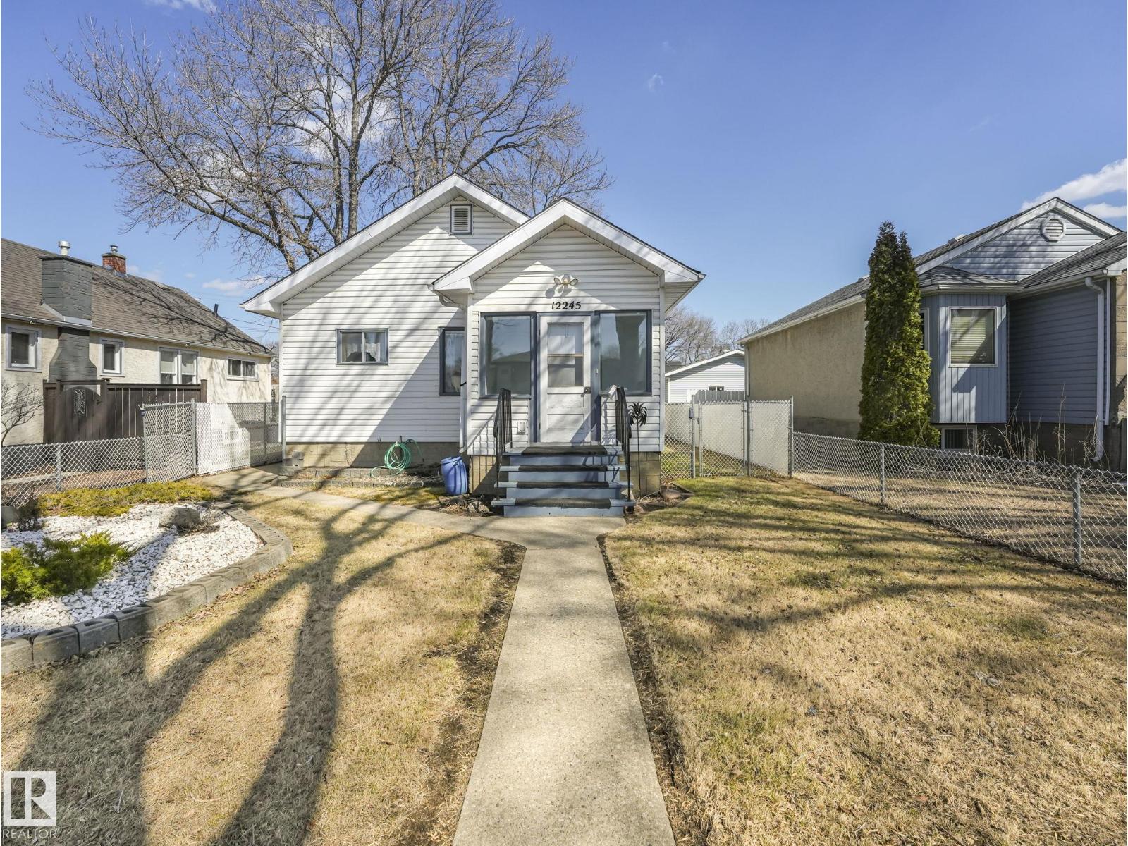 12245 96 ST NW