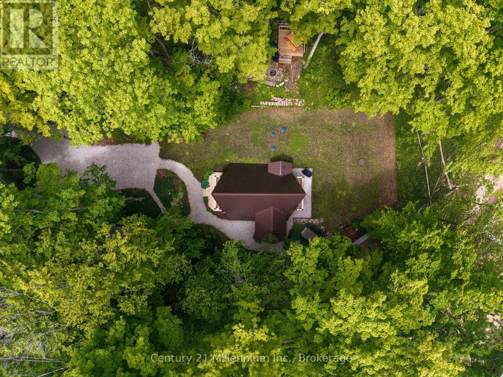 67 CHAPEL CRESCENT