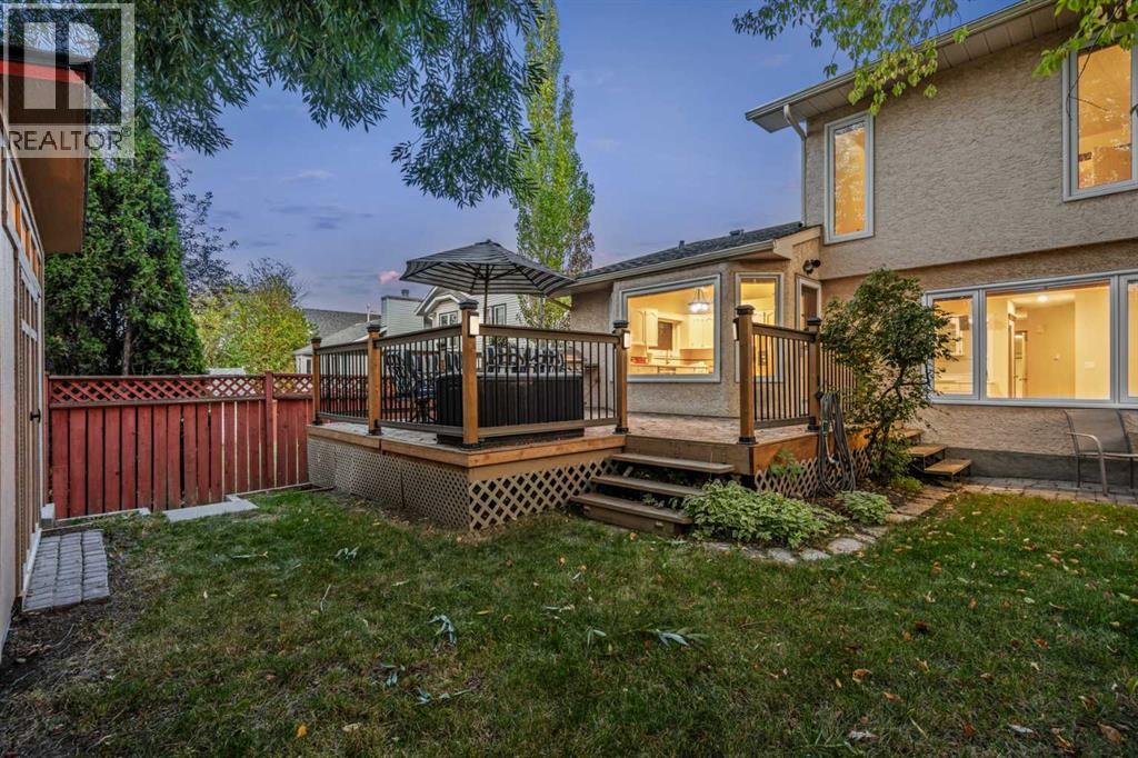 667 Macewan Drive NW