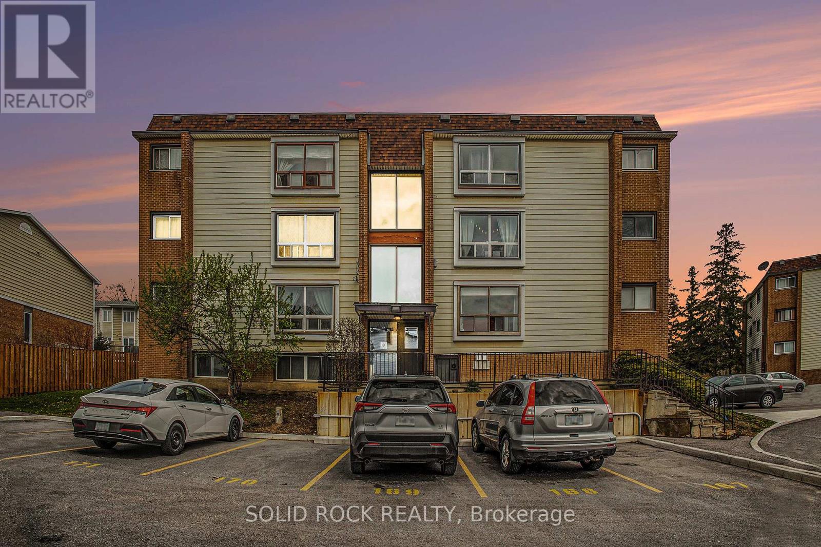 14 - 47 SUMAC STREET
