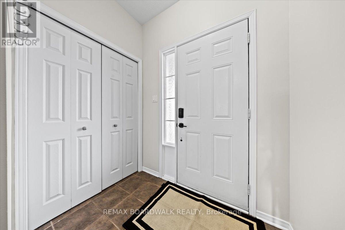 783 COBBLE HILL DRIVE