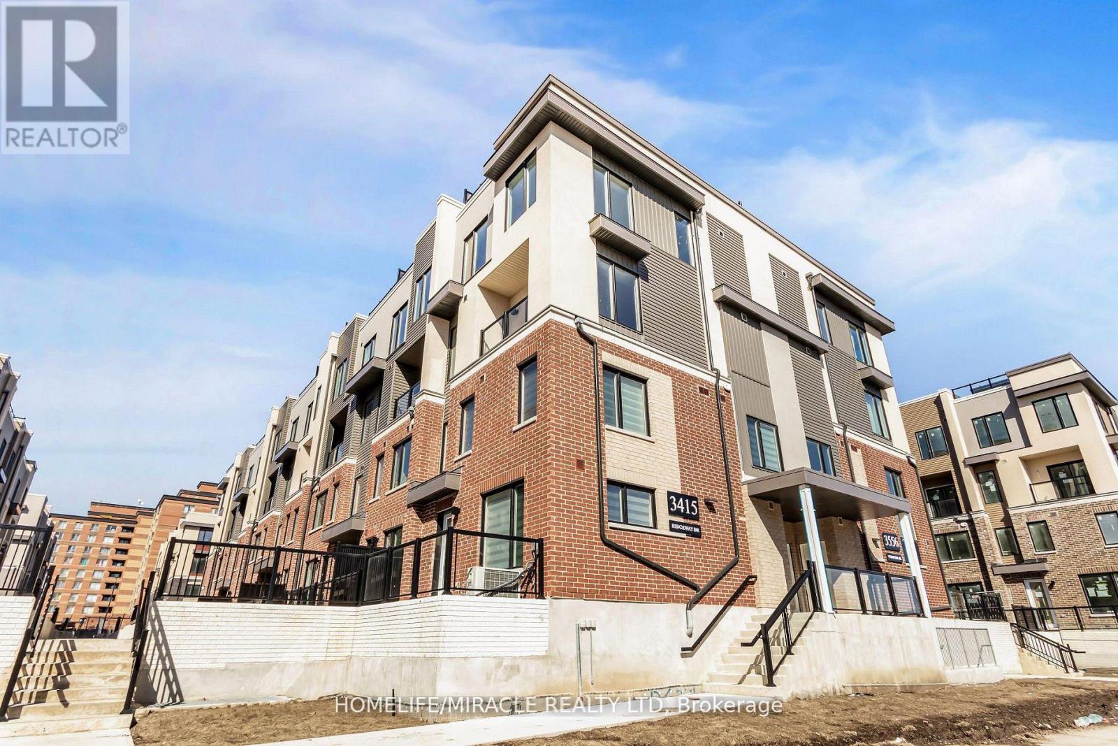 16 - 3415 RIDGEWAY DRIVE