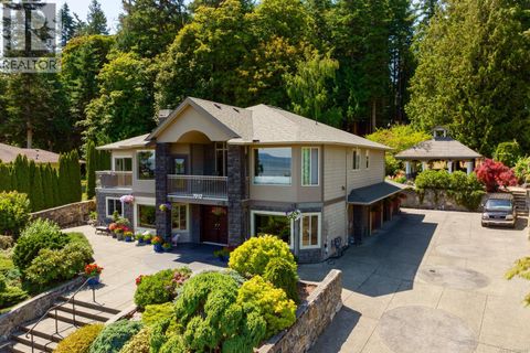 7012 Island View Pl Central Saanich BC V8M2J6