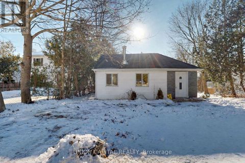 27 CONNOR DRIVE Whitchurch-Stouffville ON L4A2Z1