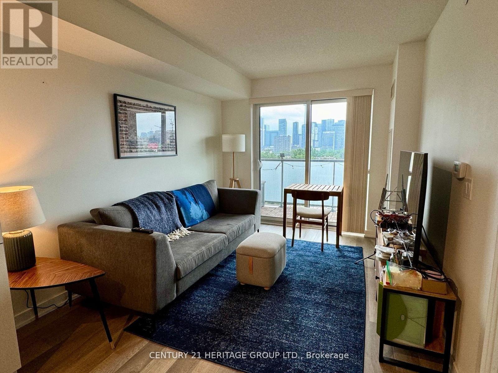 602 - 181 HURON STREET