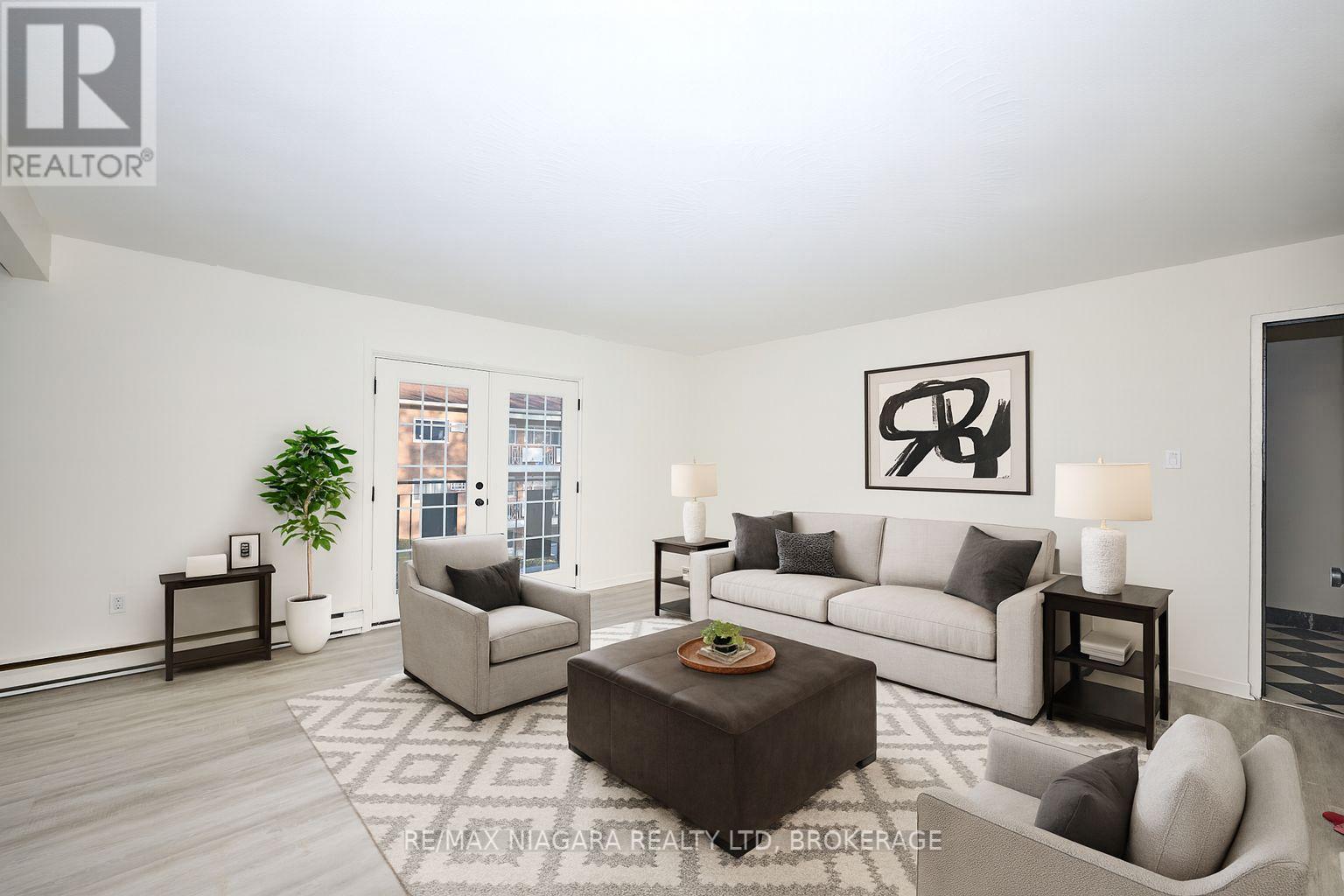 UNIT 10 - 141 PLYMOUTH ROAD