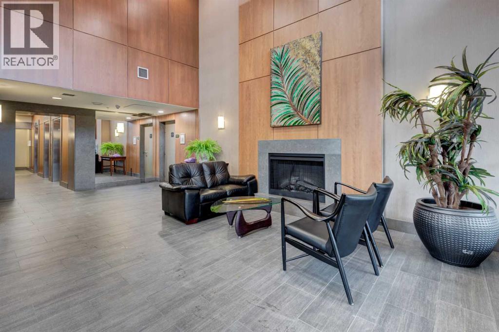 1103, 77 Spruce Place SW