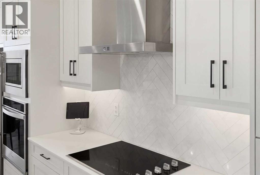 314, 20 Sage Hill  NW