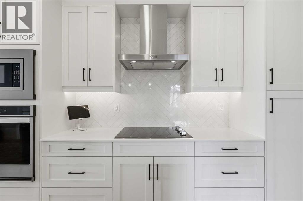 314, 20 Sage Hill  NW