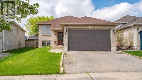 47 BREWSTER Way Brantford ON N3T6N4