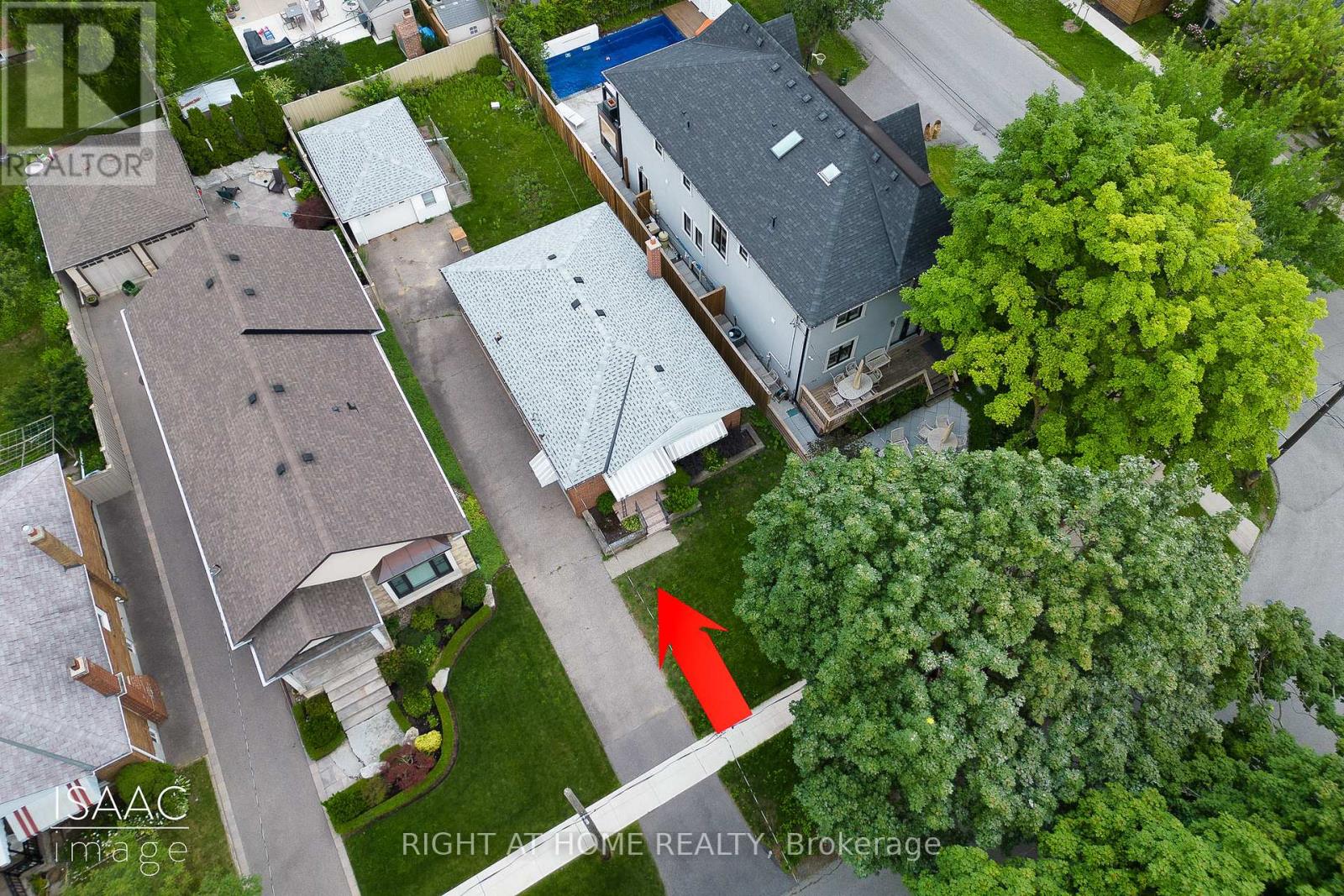 98 YORKVIEW DRIVE