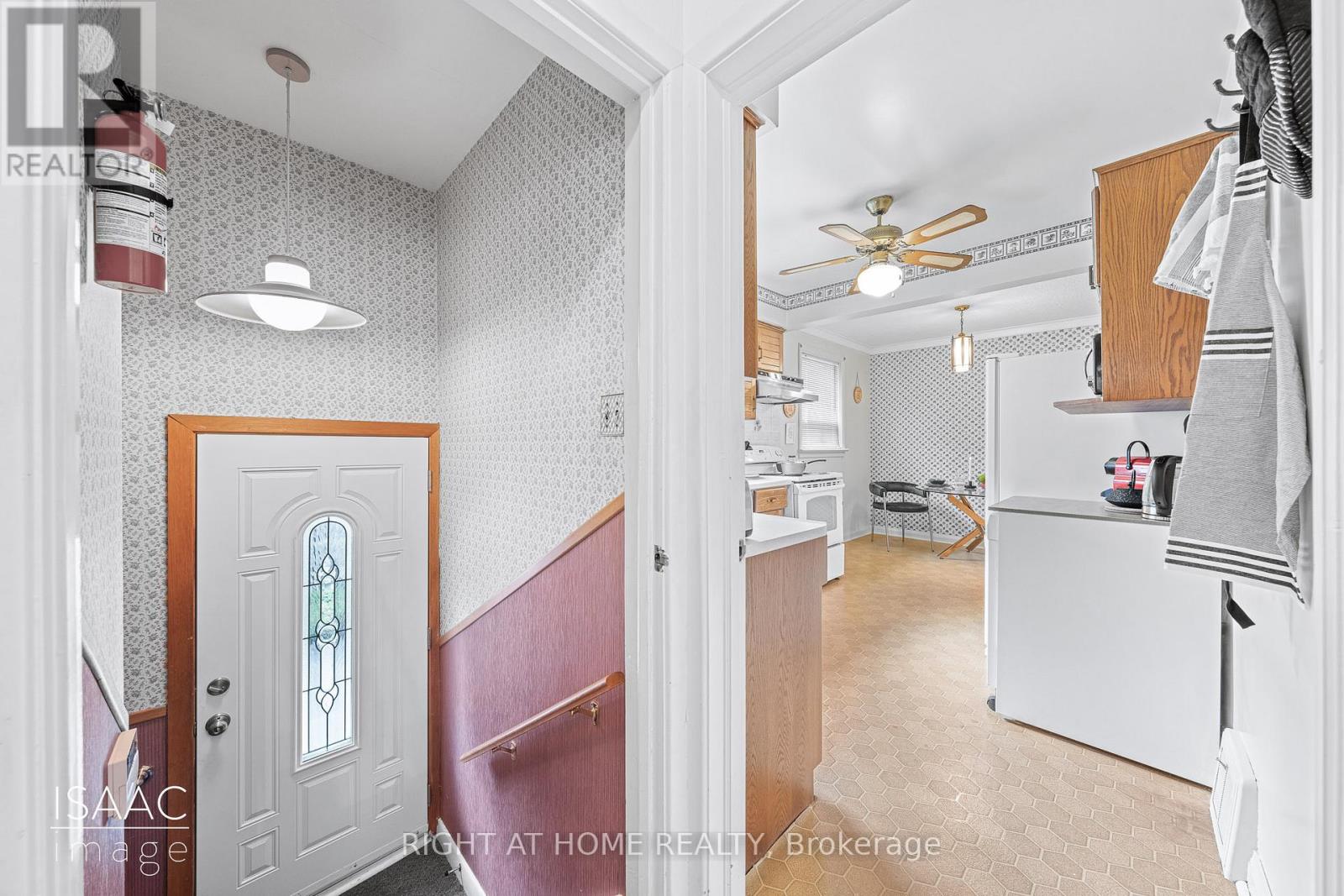 98 YORKVIEW DRIVE