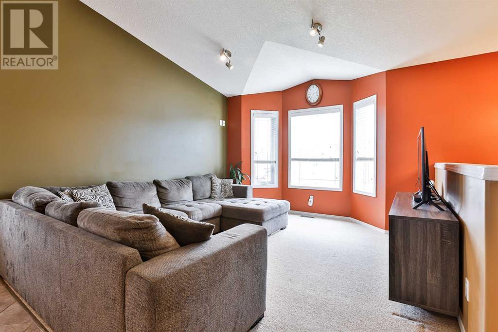 243 Squamish Court W