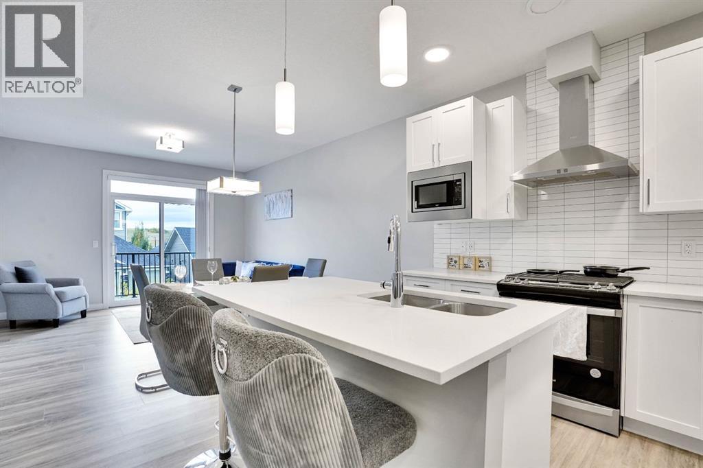 140 Hotchkiss Gate SE