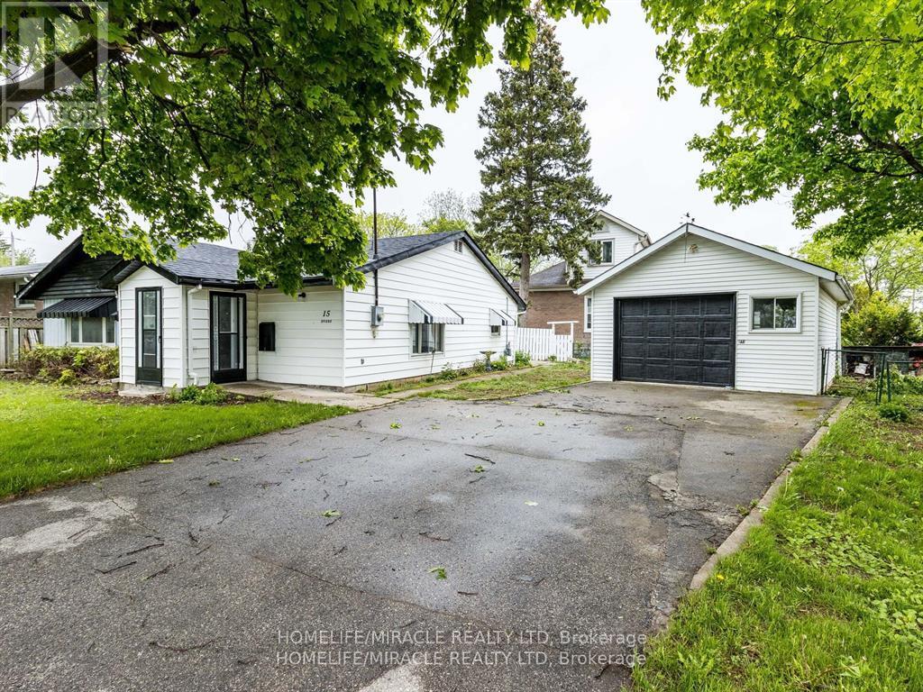 15 SPIERS CRESCENT