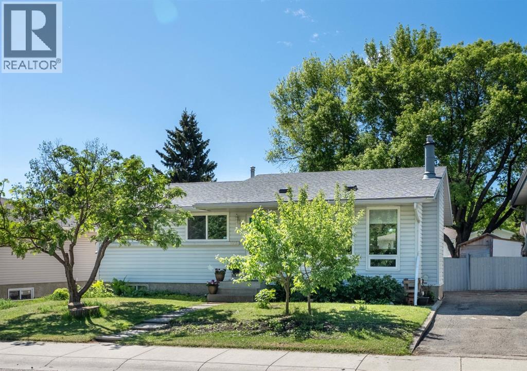 1019 Lysander Drive SE