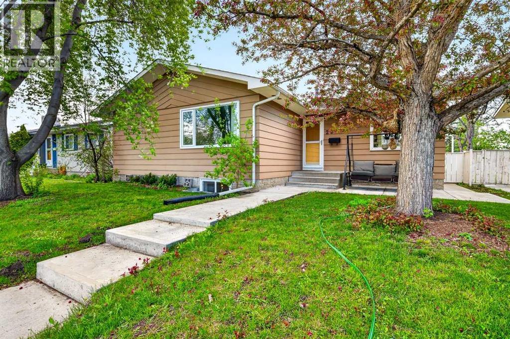 227 Martell Road NE
