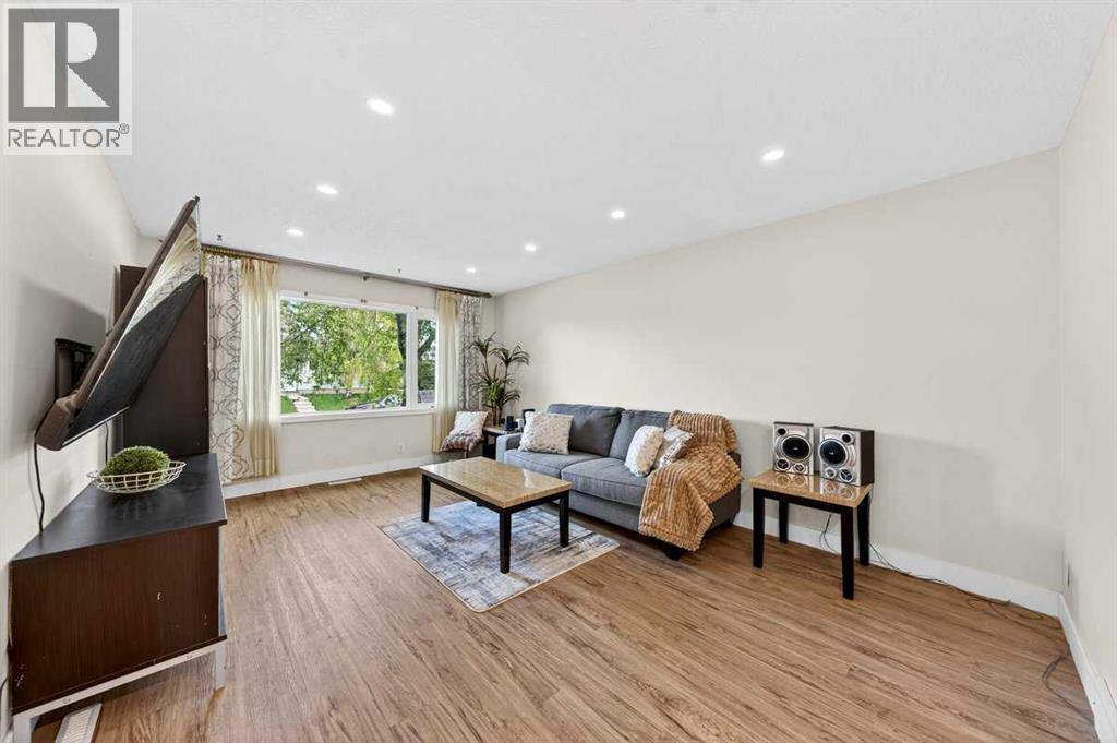 227 Martell Road NE