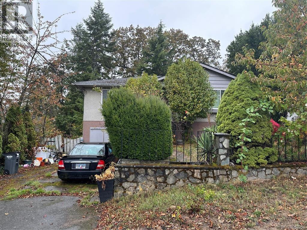 3480 Bethune Ave
