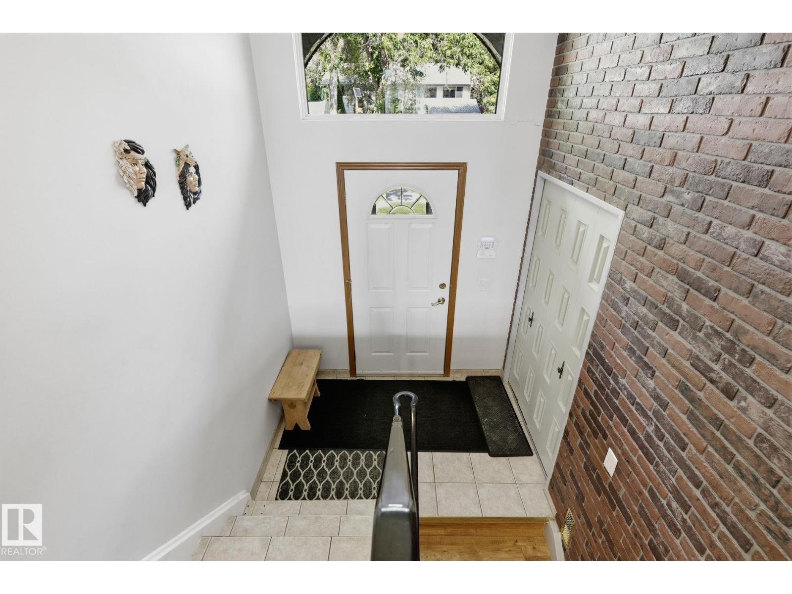 7 GRAHAM AV
