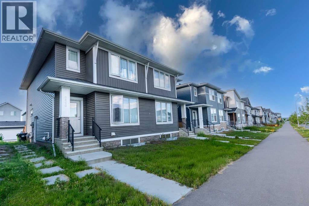 226 Ambleton Drive NW