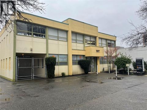 100 1121 Yates St Victoria BC V8V3N1