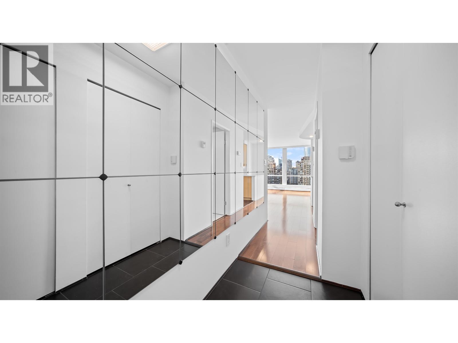 2809 1008 CAMBIE STREET