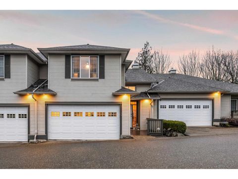 32 2088 WINFIELD DRIVE Abbotsford BC V3G3C3