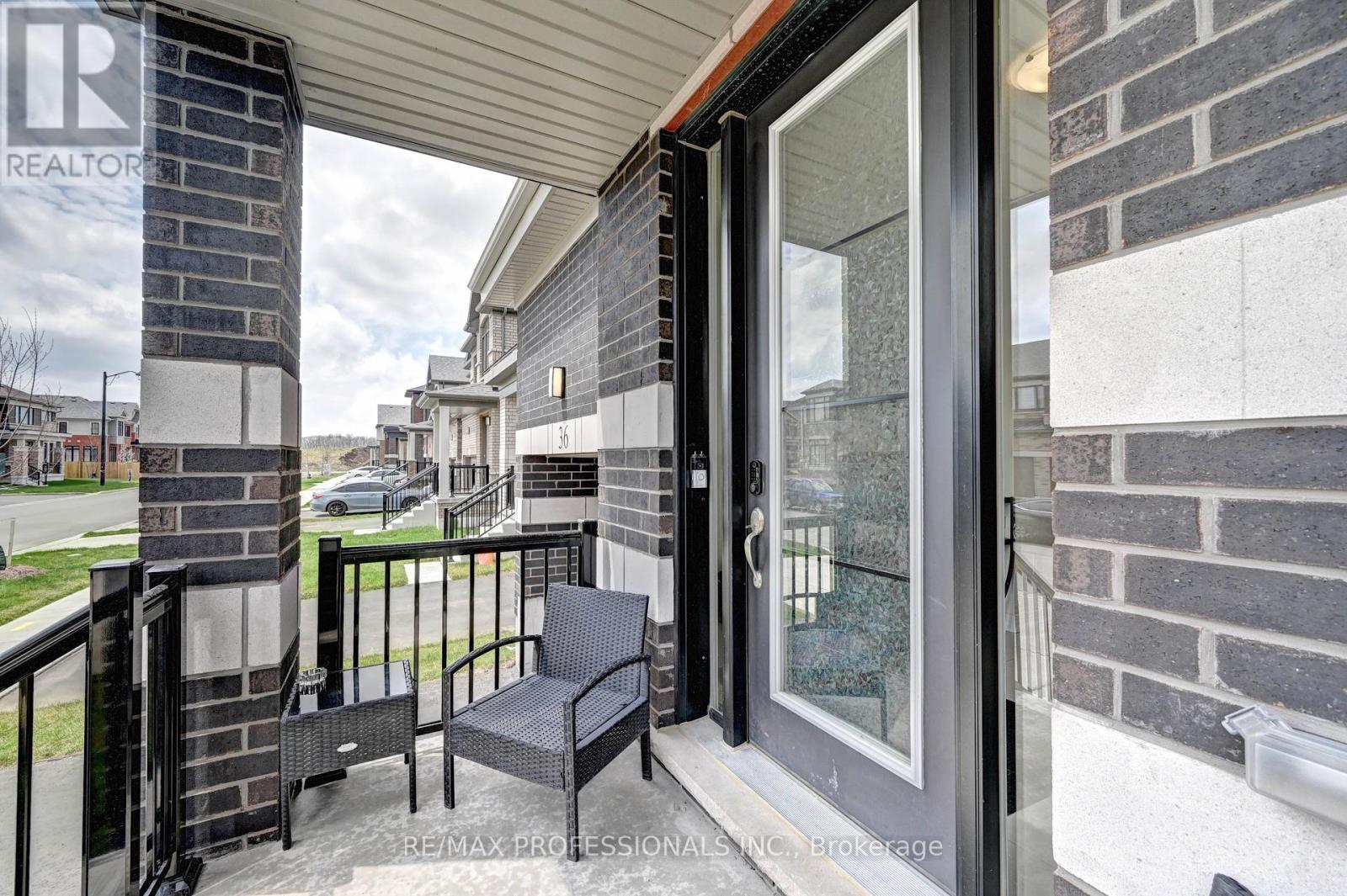 36 BLACKLOCK STREET
