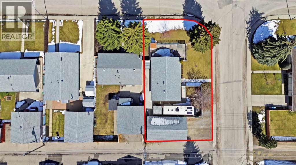 827 Forlee Drive SE