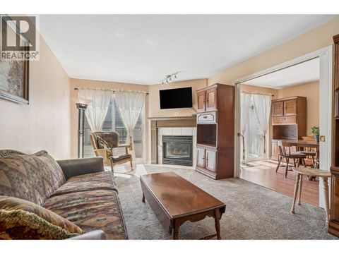 402 11726 225 STREET Maple Ridge BC V2X6E4