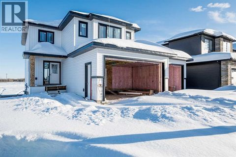 7121 85 Street Grande Prairie AB T8X0N8