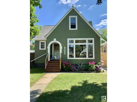 12017 95A ST NW Edmonton AB T5G1R6