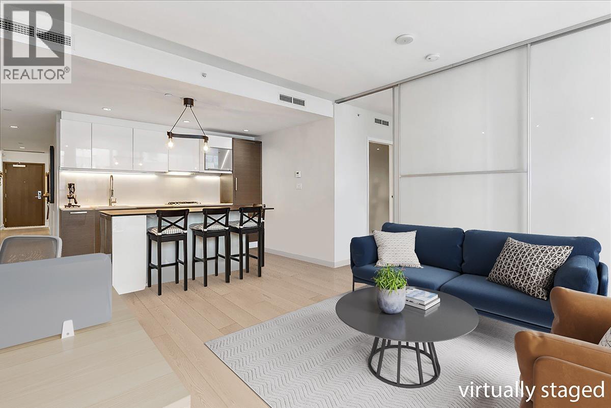 402 1477 W PENDER STREET