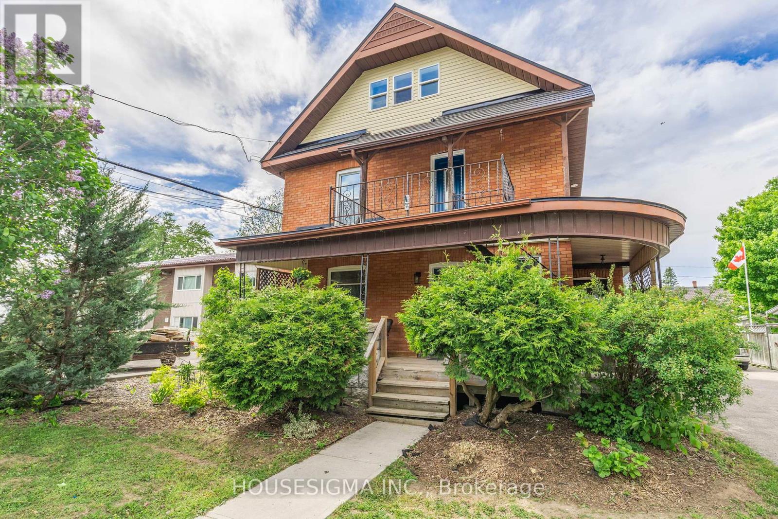 452 HANNAH STREET