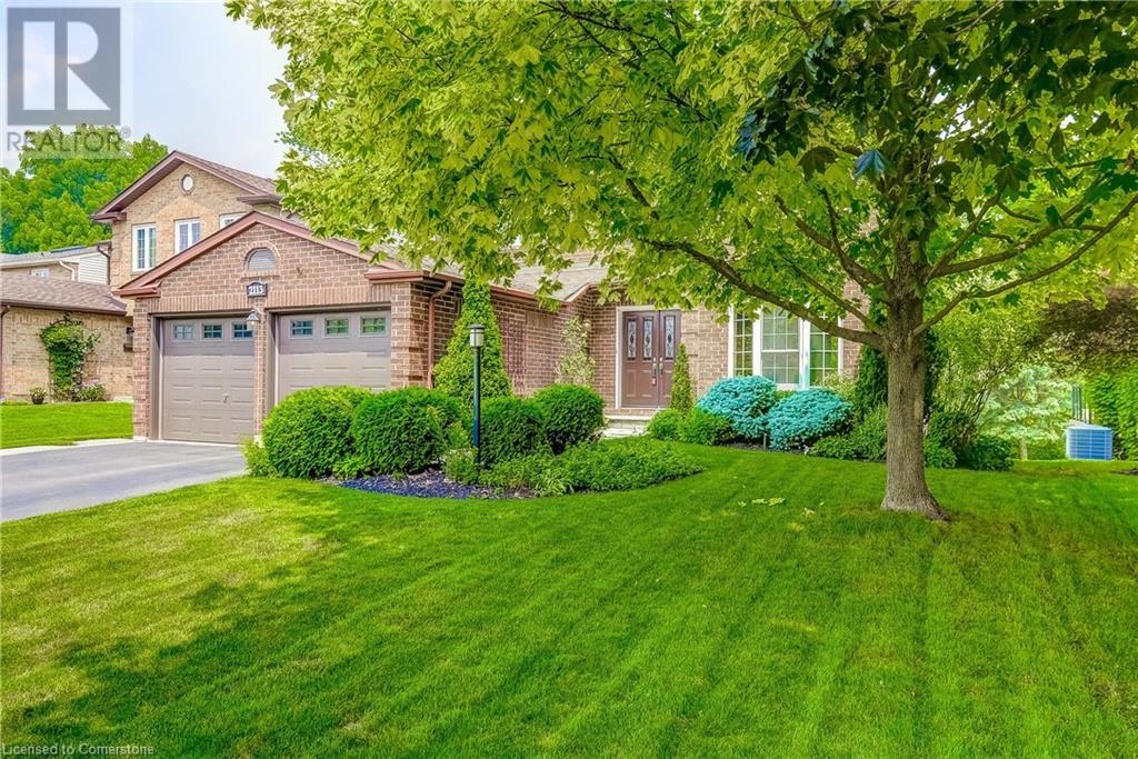 2113 FALLINGBROOK Court