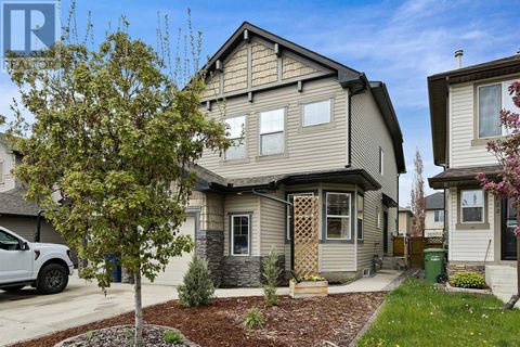 726 Luxstone Gate SW Airdrie AB T4B0H3